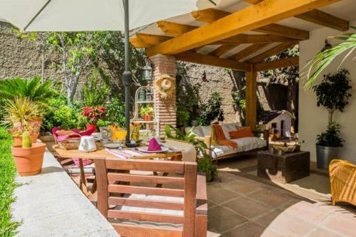 At In Malaga & Solo Travellers