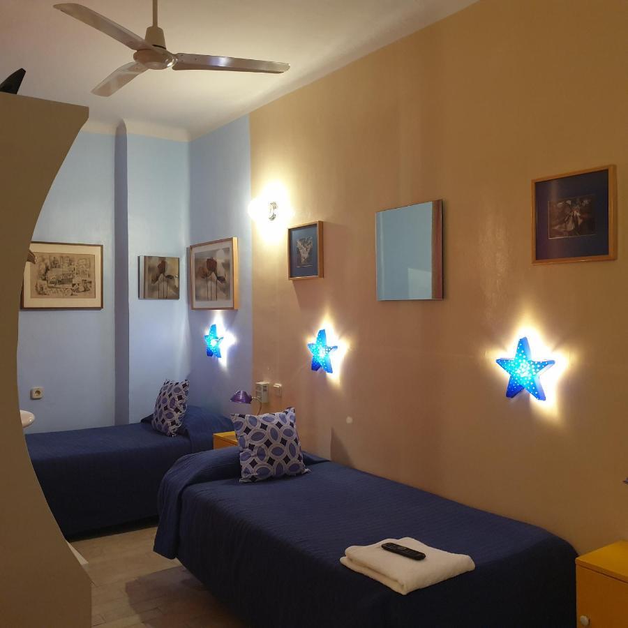 Guest house Casa De Huespedes Dolce Madrid