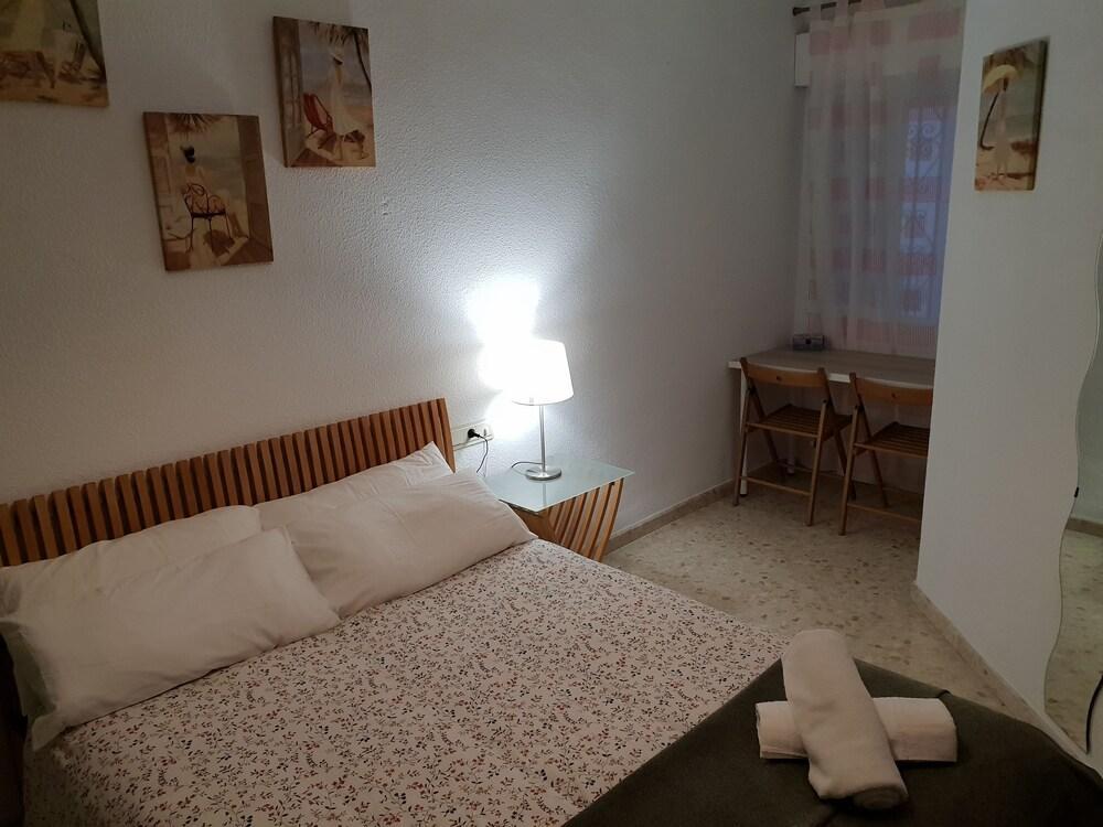 Hotel Apartamento En Triana - Seville