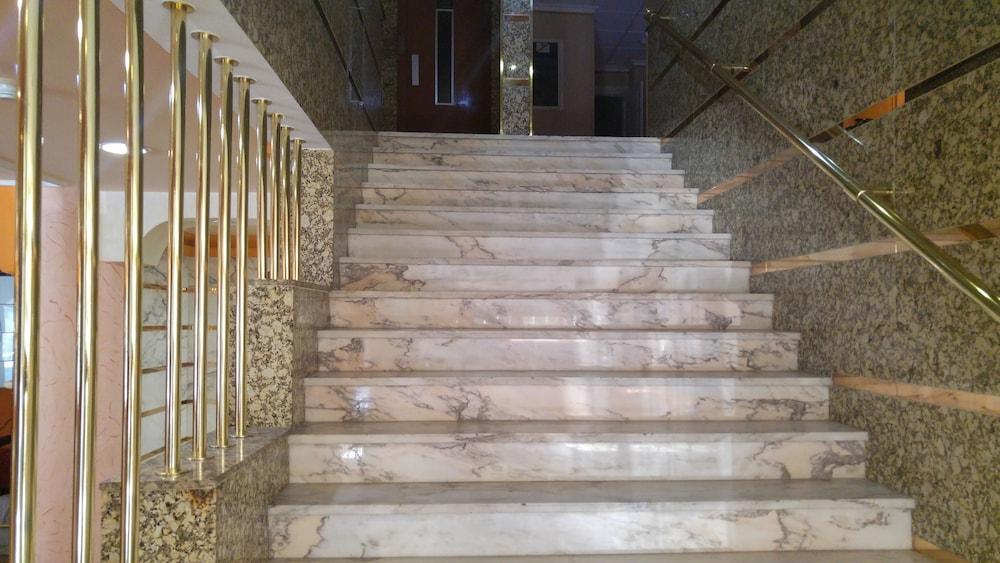 Hotel Cabañas Puertollano