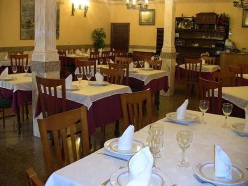 Hermanos Aparthotel 2*