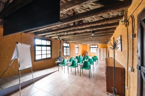 La Borda De Pastores Apartahotel *