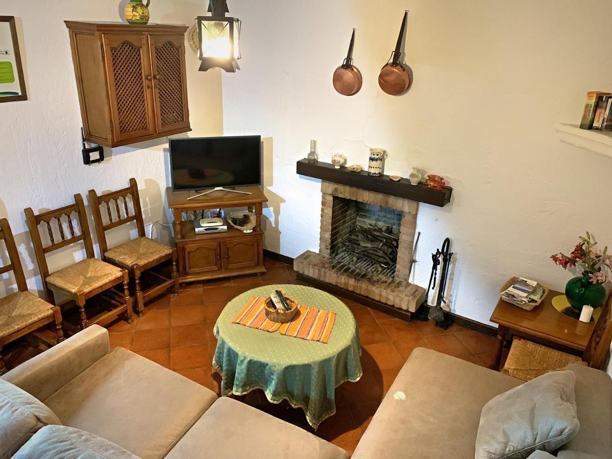 Vivelorural Casa Y Piscina En *