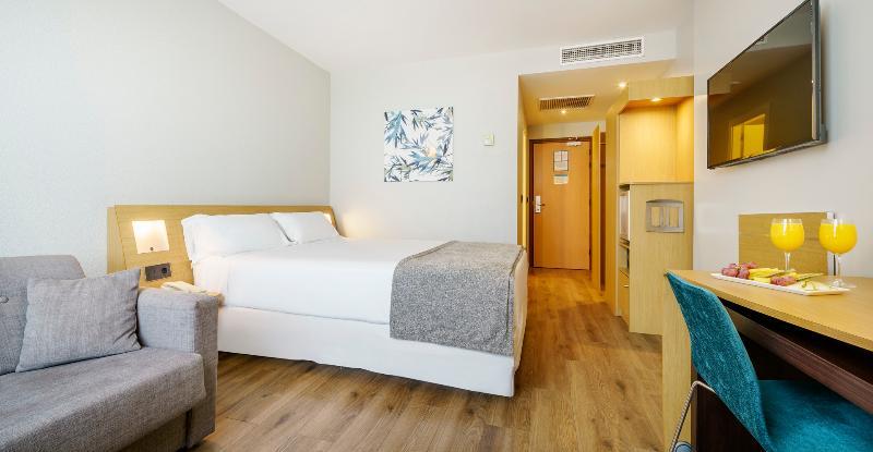 Ilunion 4 Hotel Valencia