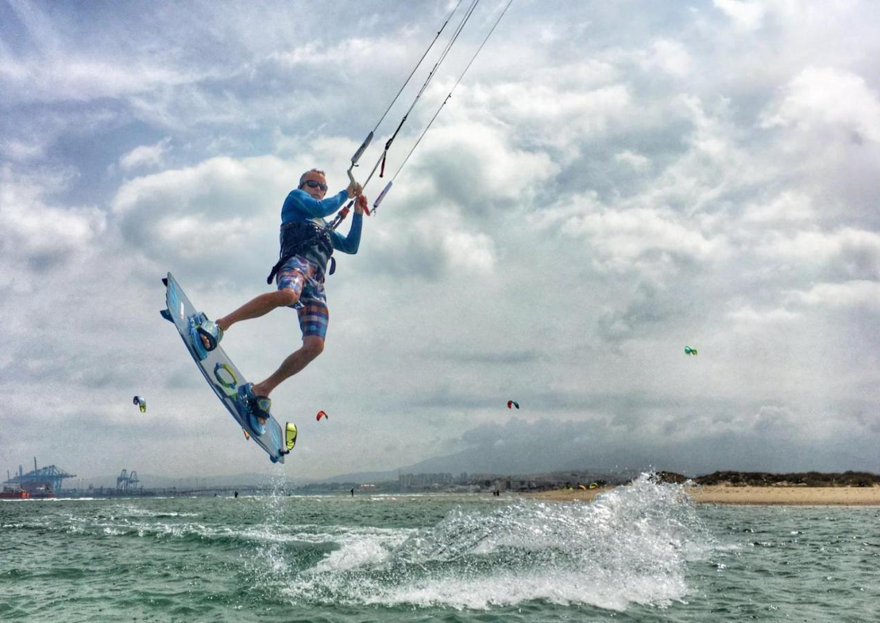 High Flyers Kite House Pensión