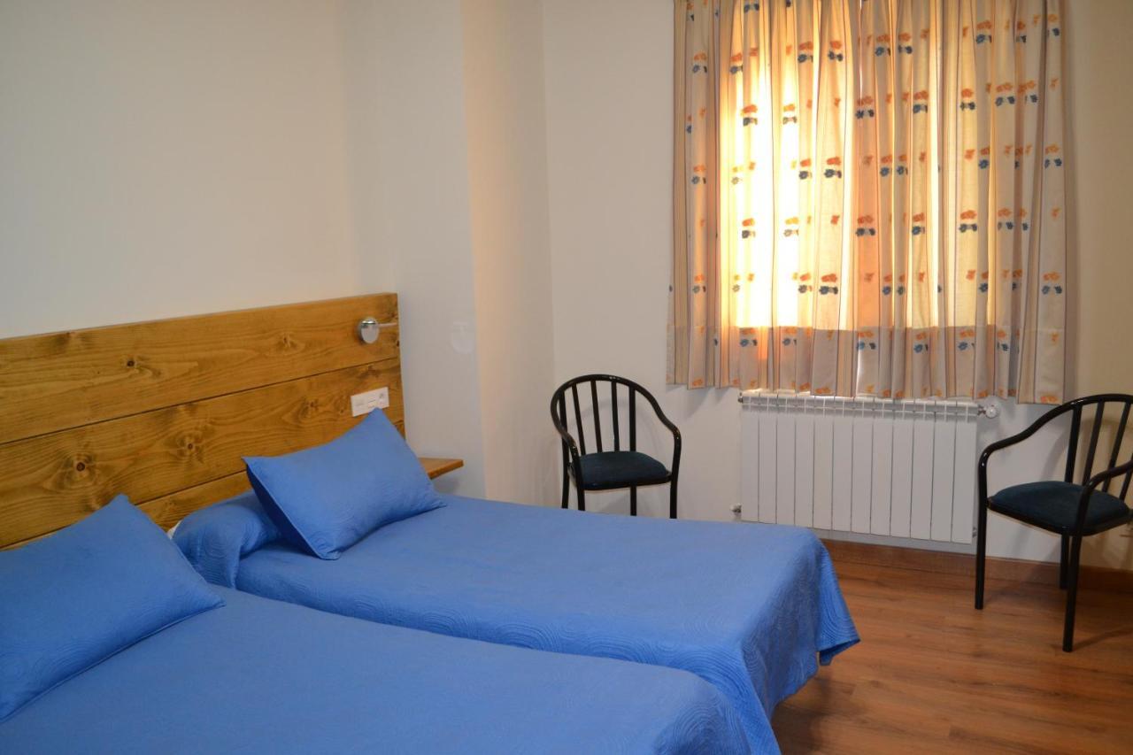Aribel Longinos 2*