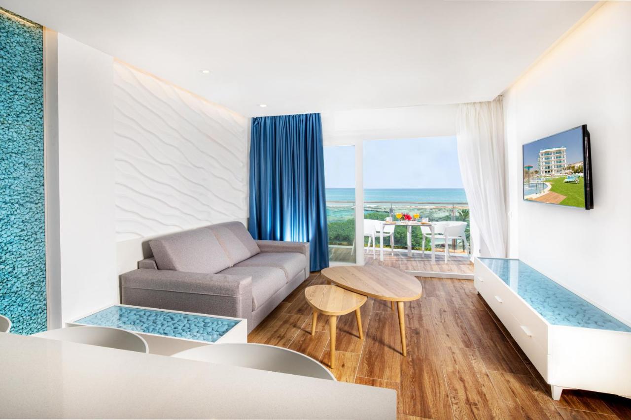 Sea Experience Apartahotel