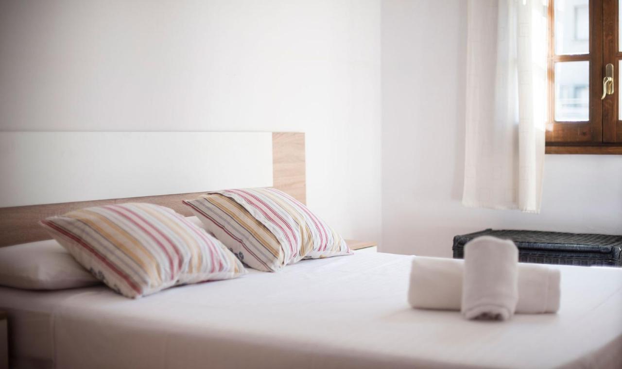 50m De La Playa . Wifi Gratis Holiday home Calafell