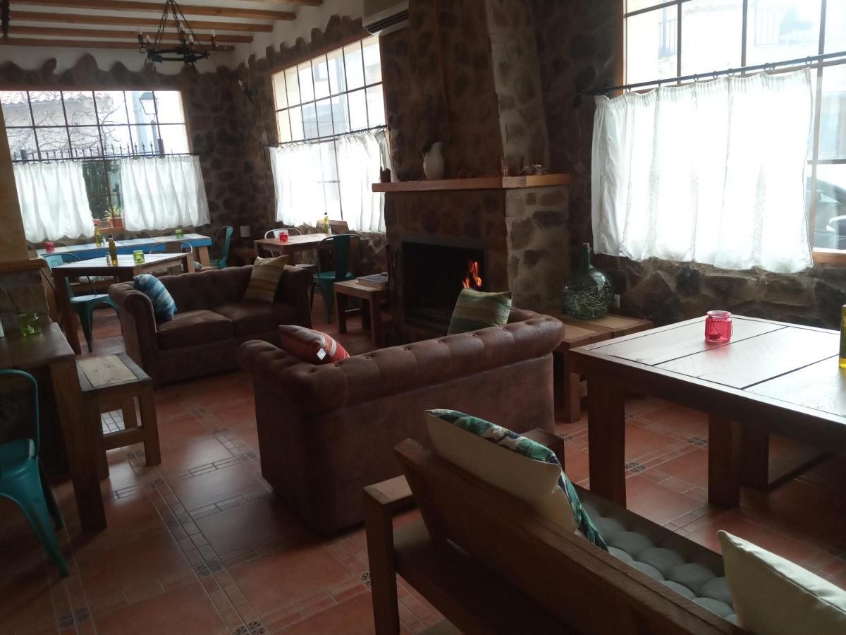 La Rueda Hotel