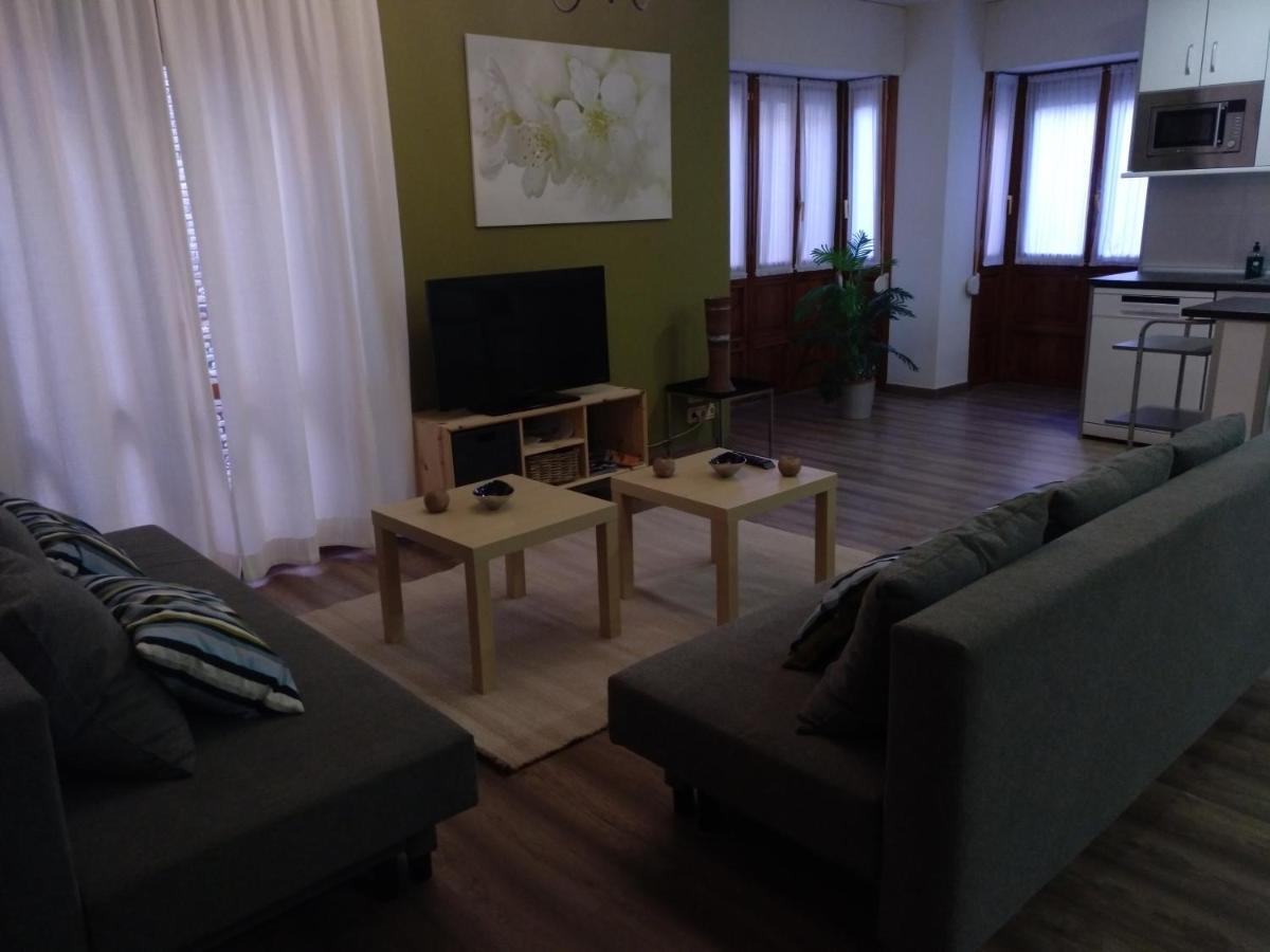 Turístico Cigüeña De Apartamento Alfaro