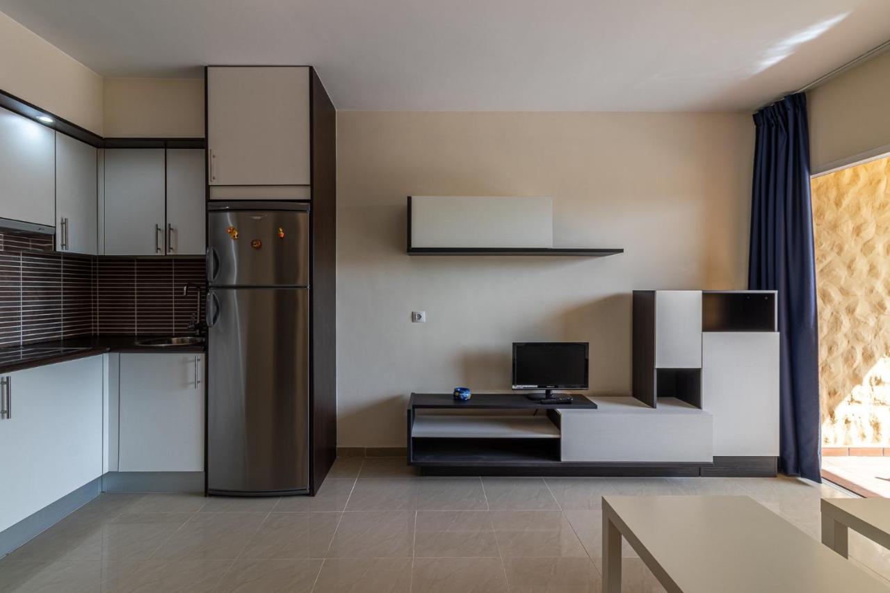Flatguest + + 2bdr + Pool Apartamento