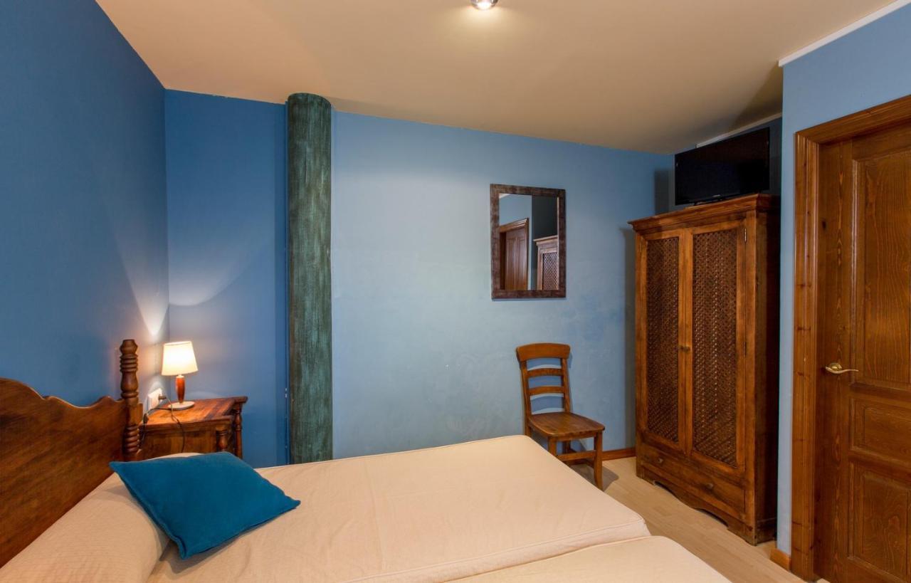 Rural Cerezos De Guest house