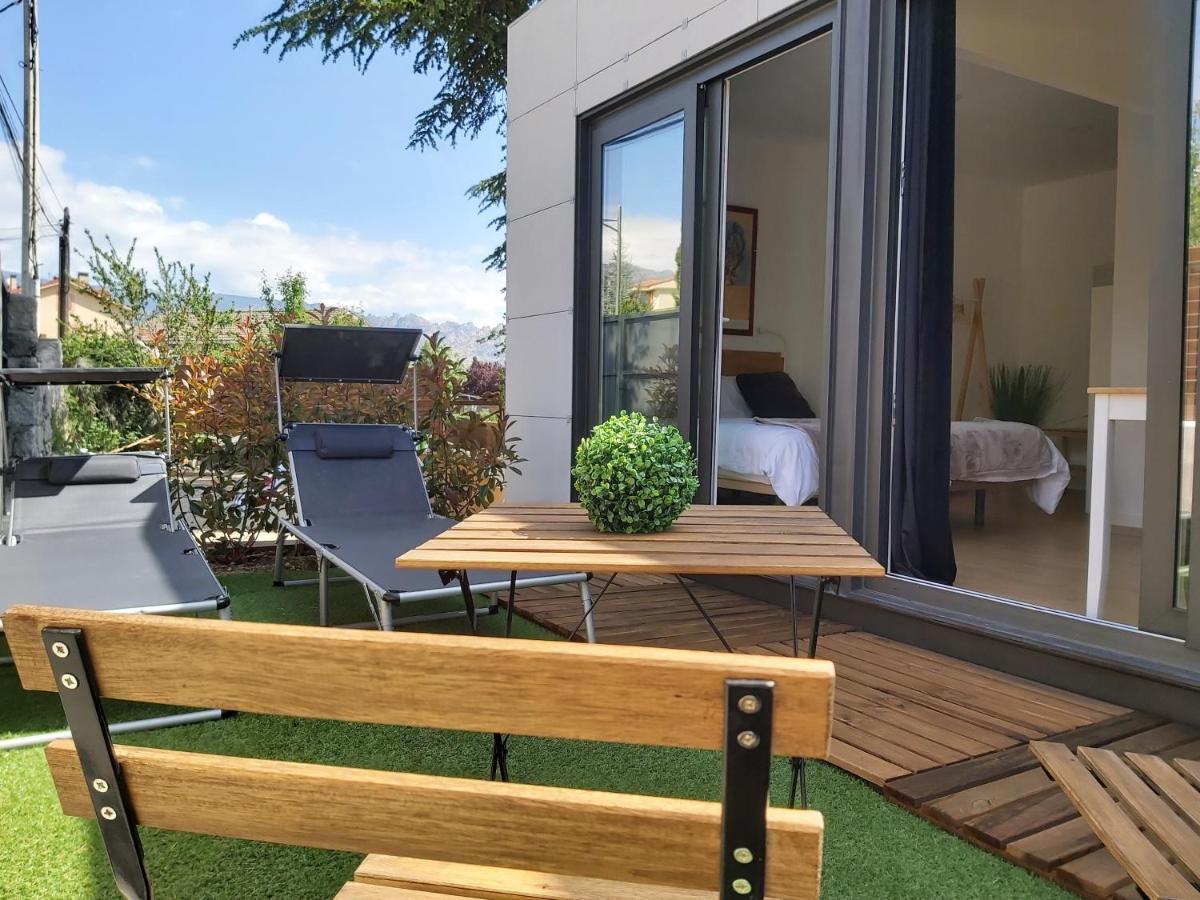 Acero Y Piedra Con Jardin Privado * Cerceda (Madrid)