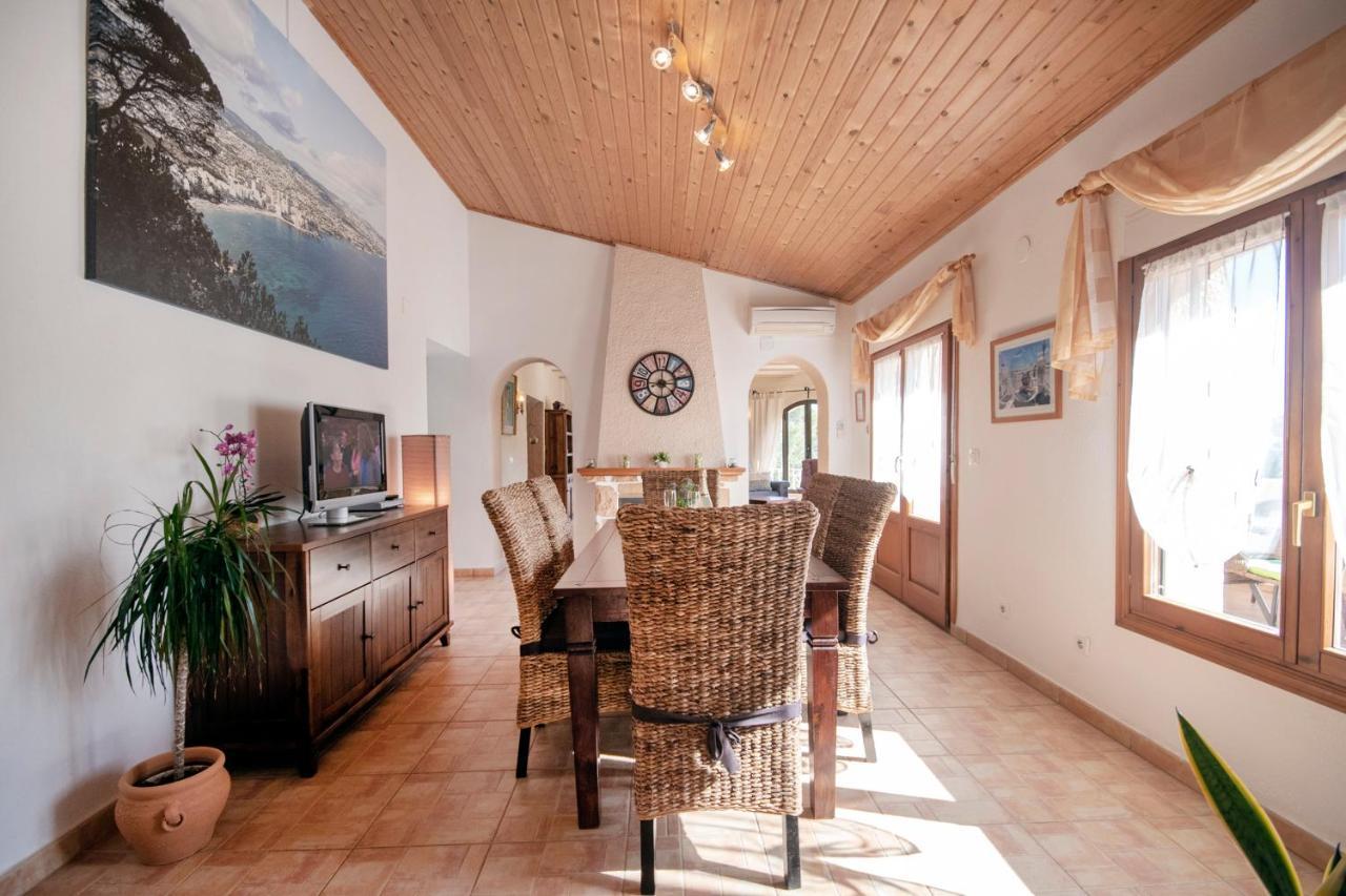 Castillo - Chill Out By Villamar *