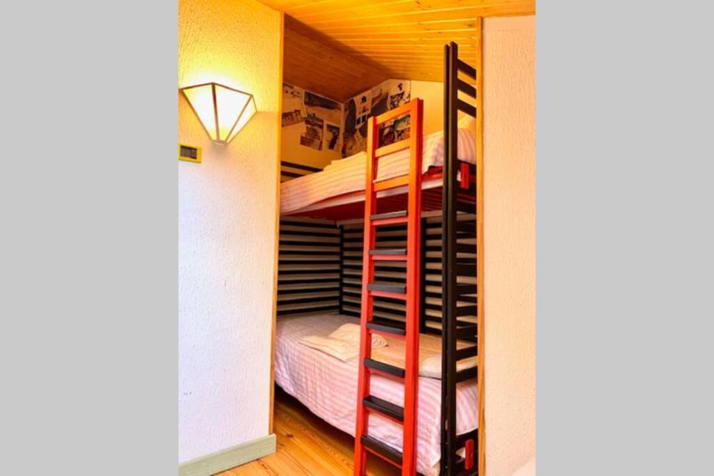 Apartment Atico En Biescas Con Piscina, Chimenea Y Garaje