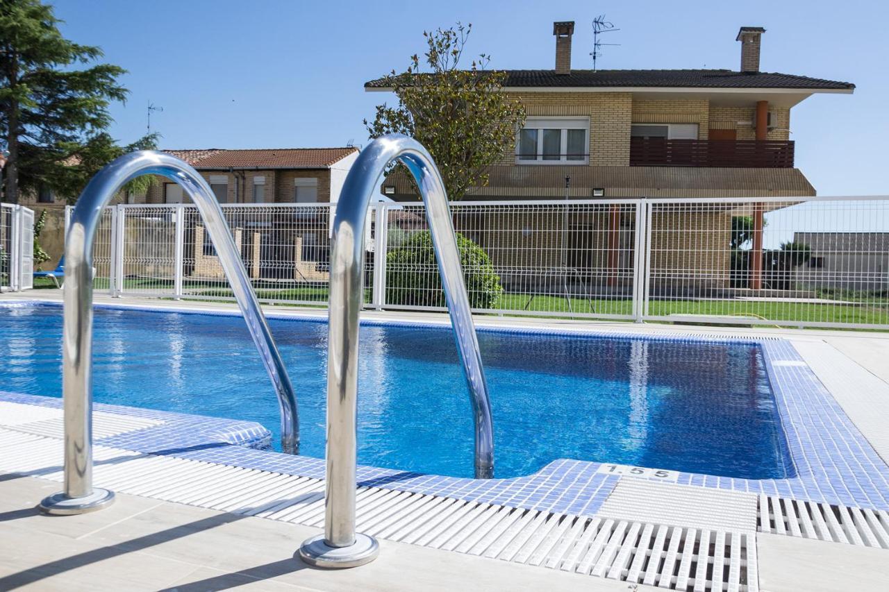 Oasis De Bardenas, Con Piscina Privada Guest house