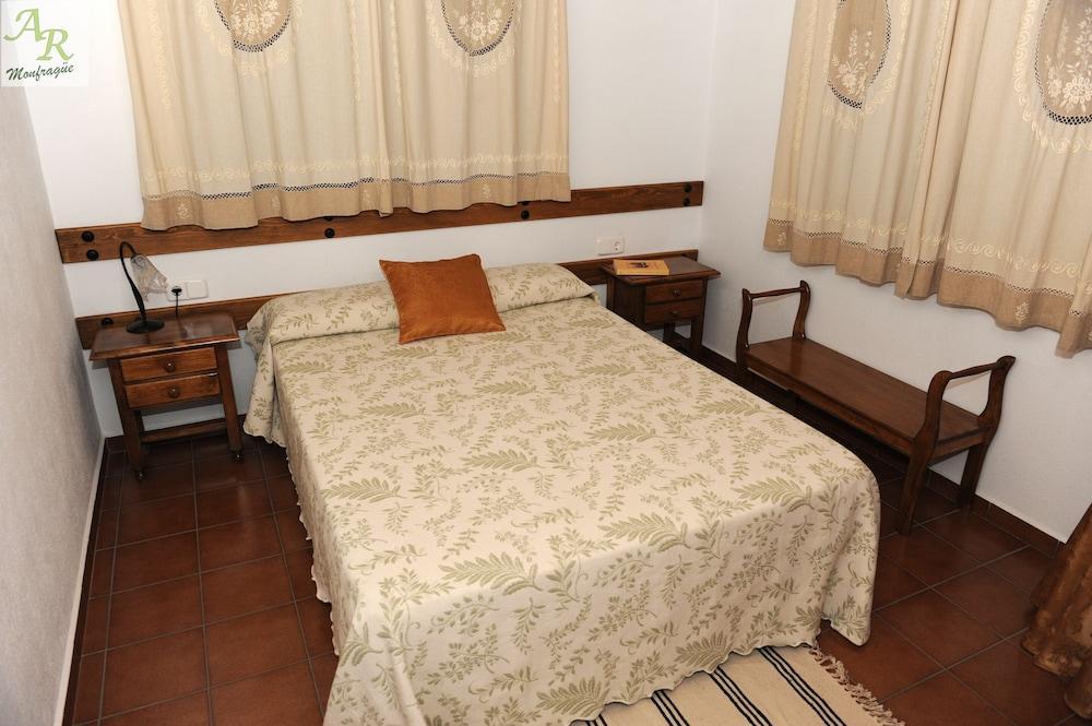 Hotel Monfraguee 3*
