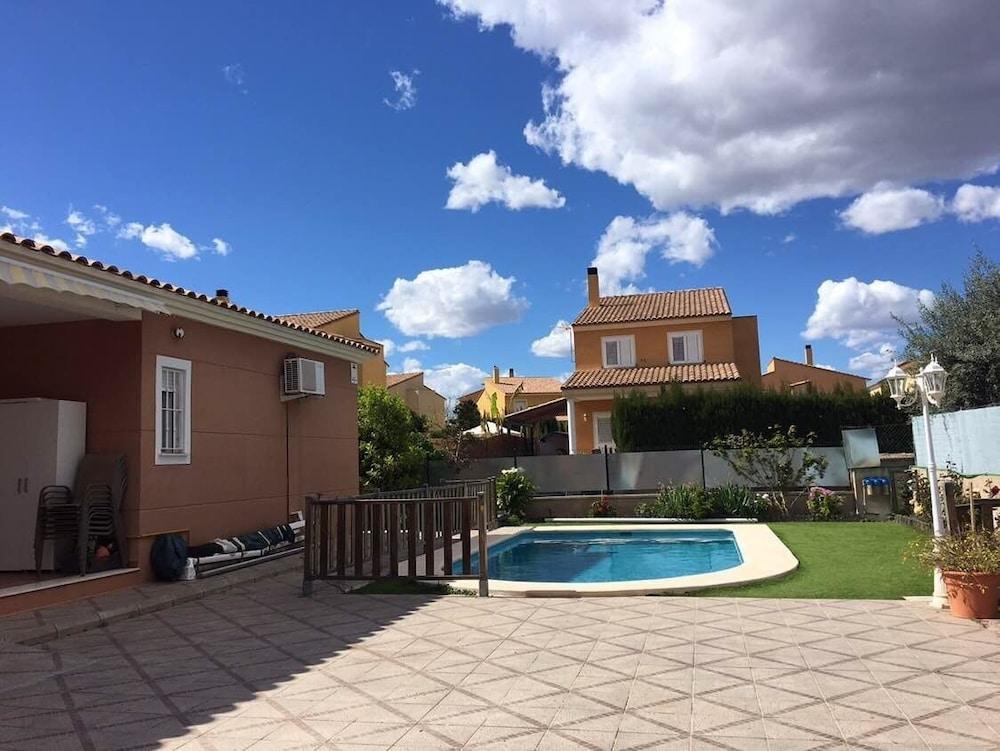 La Perla De Oasis Hotel Liria