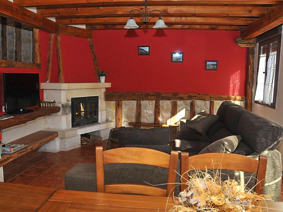 Casa Rural La Fuentona Holiday home *