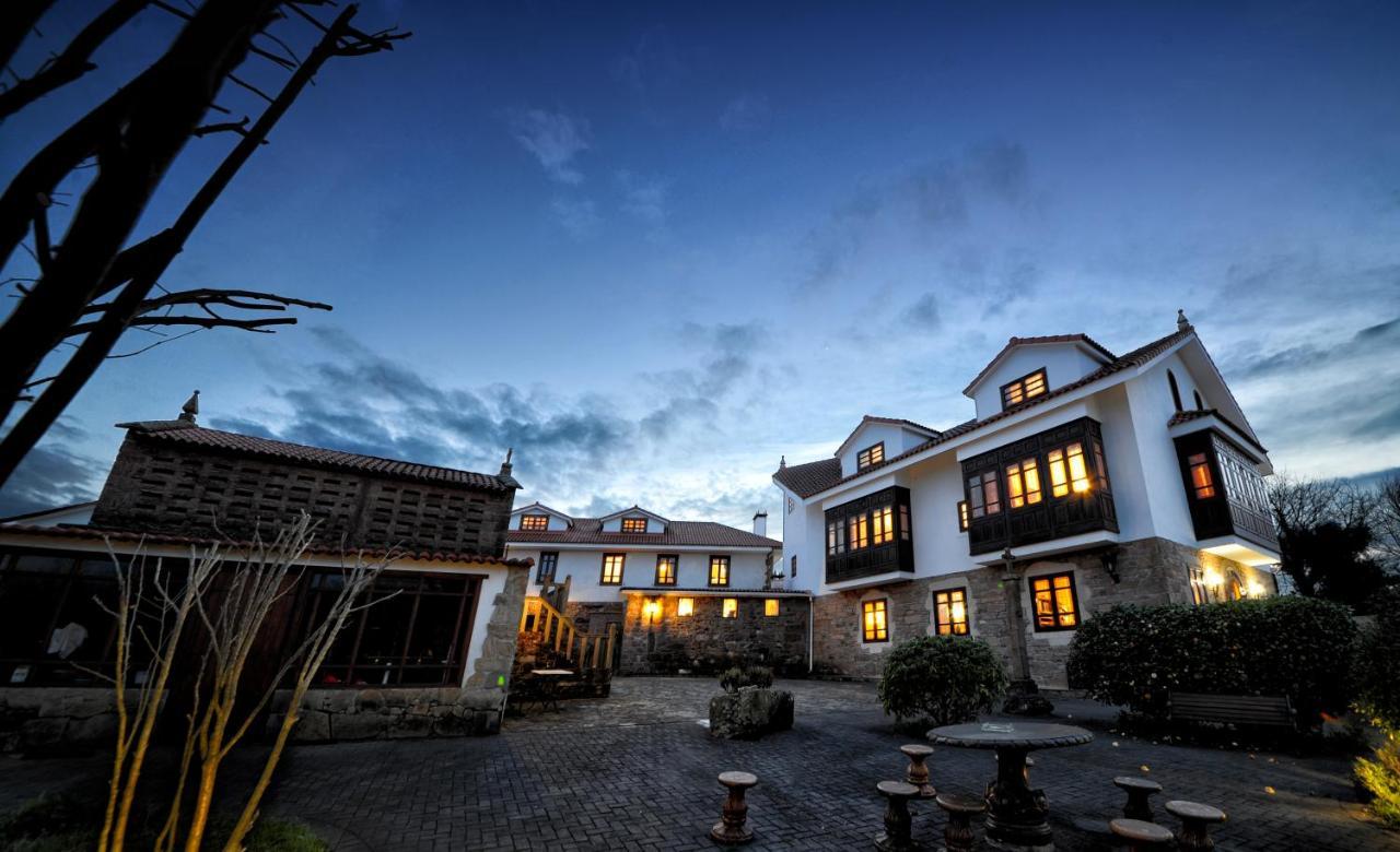 Mar De Queo Hotel