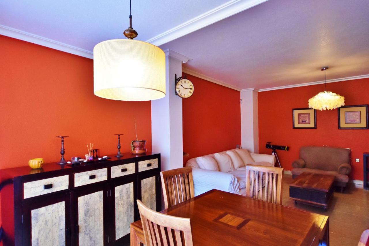 He Center Apartment