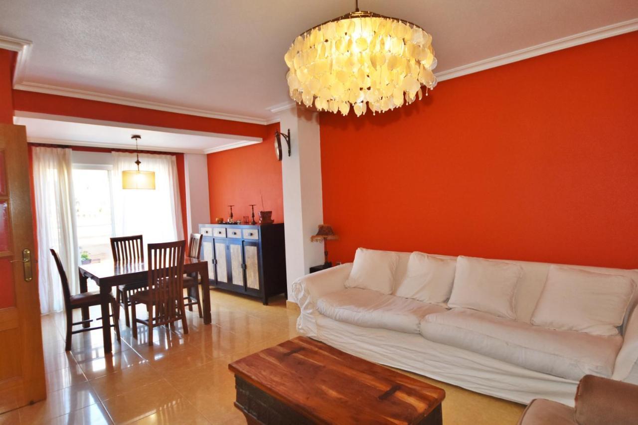 He Center Apartment *