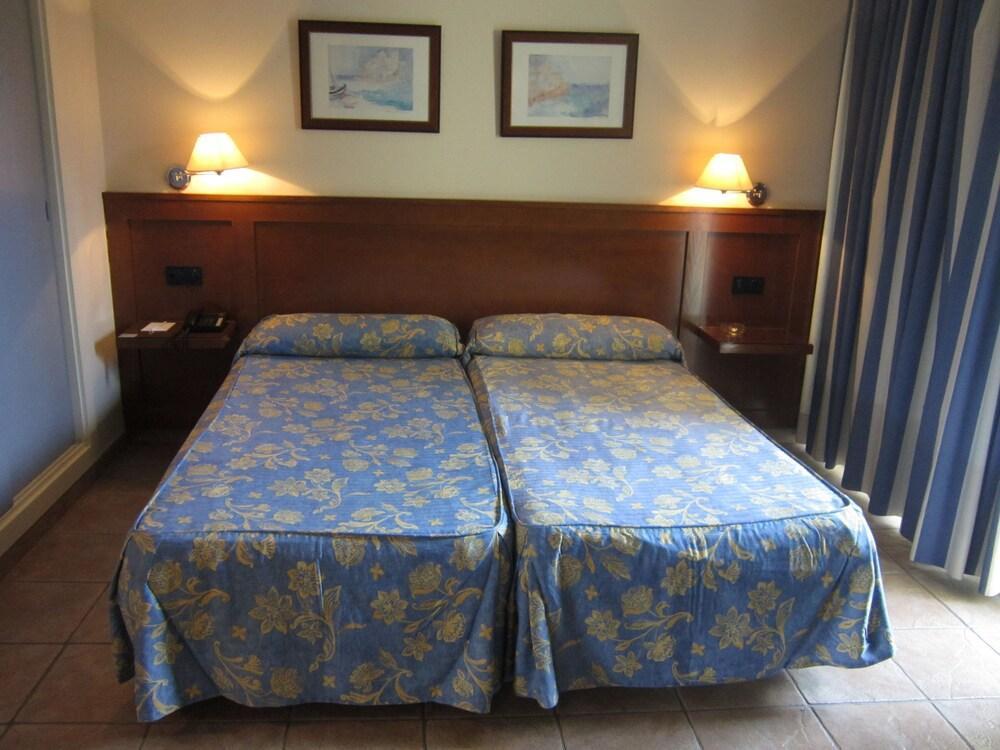 Hotel Hospedium Abril San Juan (Alicante)