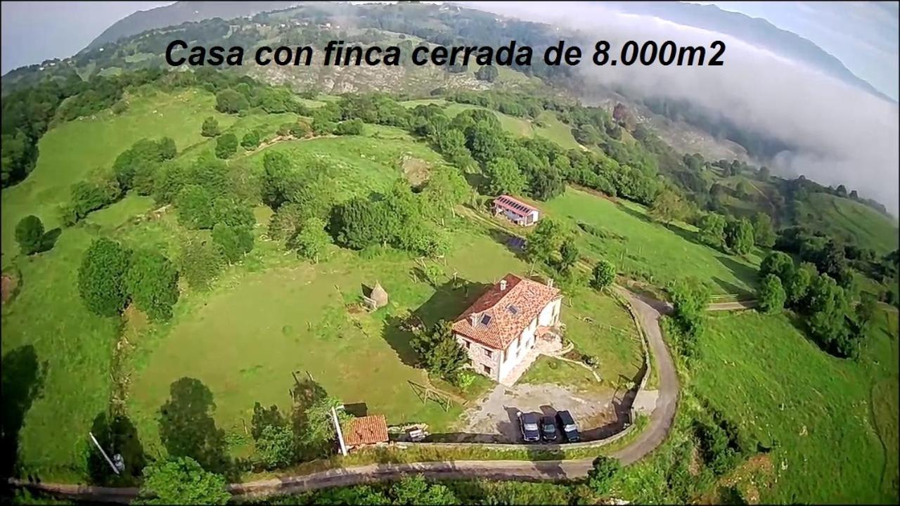 El Conventu Del Asturcon Lago (Asturias)