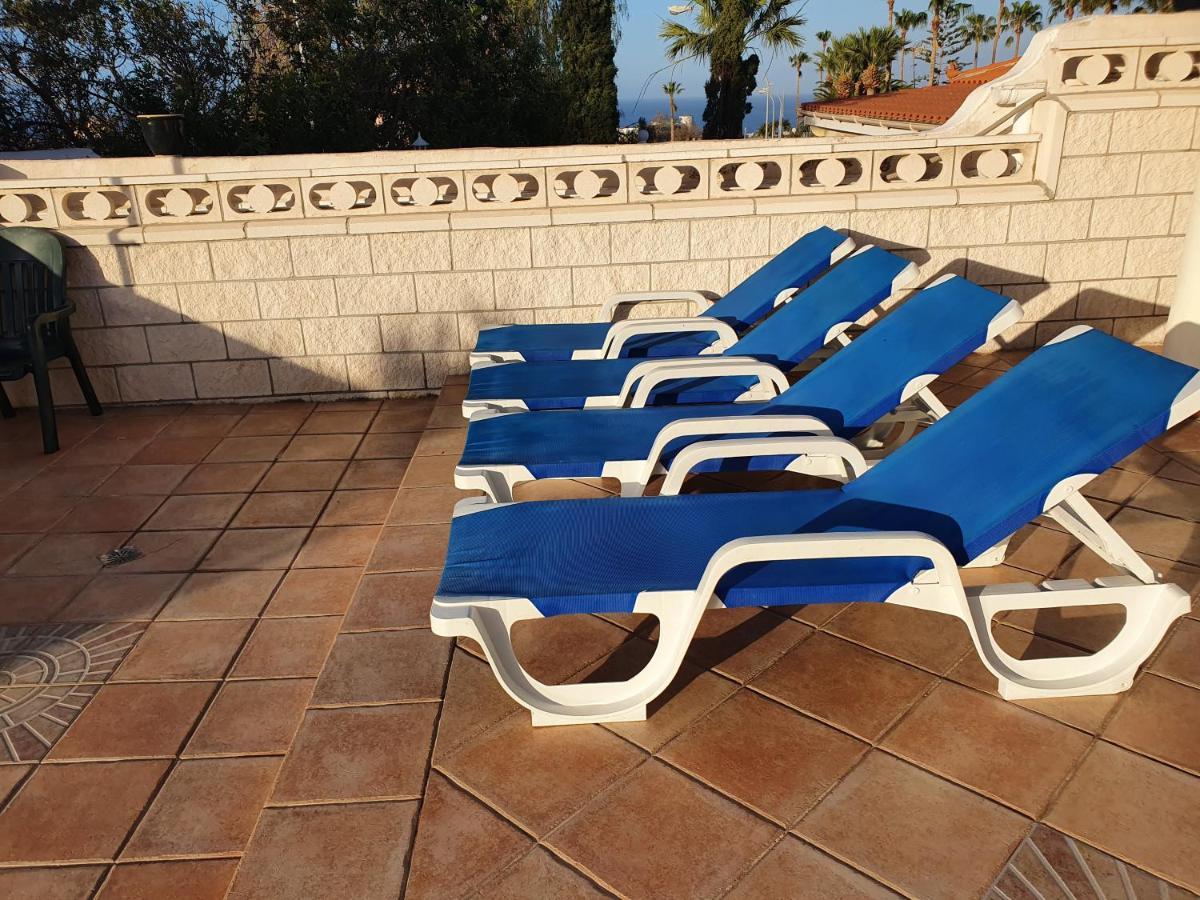 Azul Villa Callao Salvaje