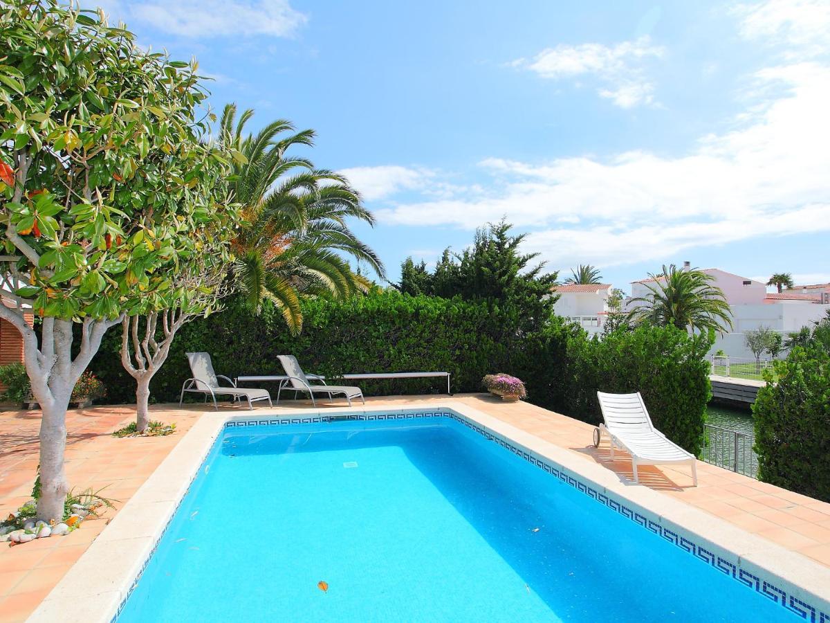 Holiday Falconera 33b Holiday home *