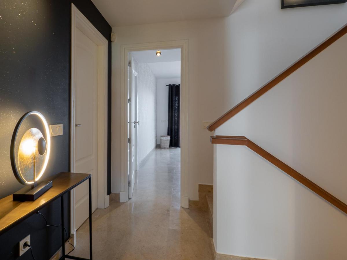 Villa 2305 - Luxury With Sea View And Pools *