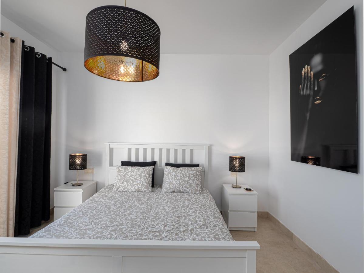 Villa 2305 - Luxury With Sea View And Pools