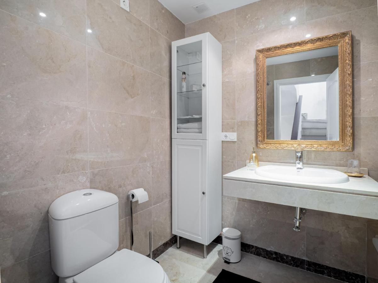 2305 - Luxury With Sea View And Pools