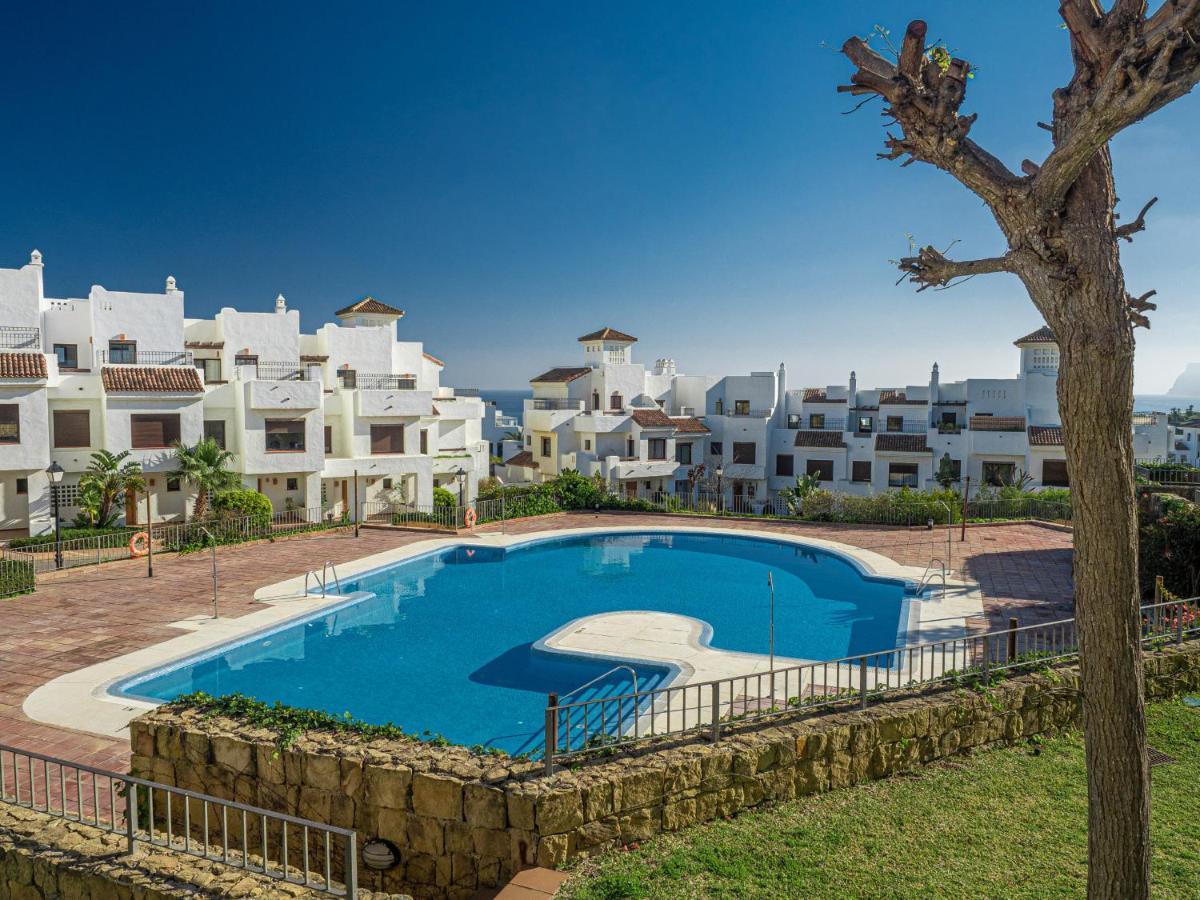 2305 - Luxury With Sea View And Pools