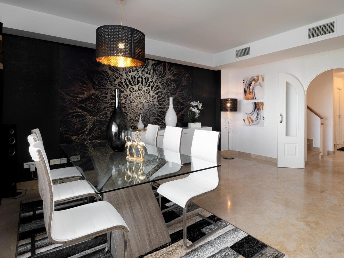 2305 - Luxury With Sea View And Pools San Roque (Andalucia)