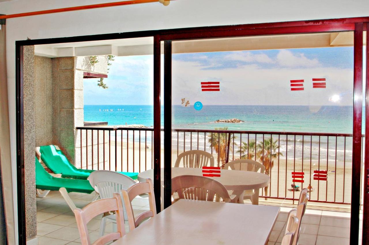 Ines-3 - Oceanfront In Apartamento