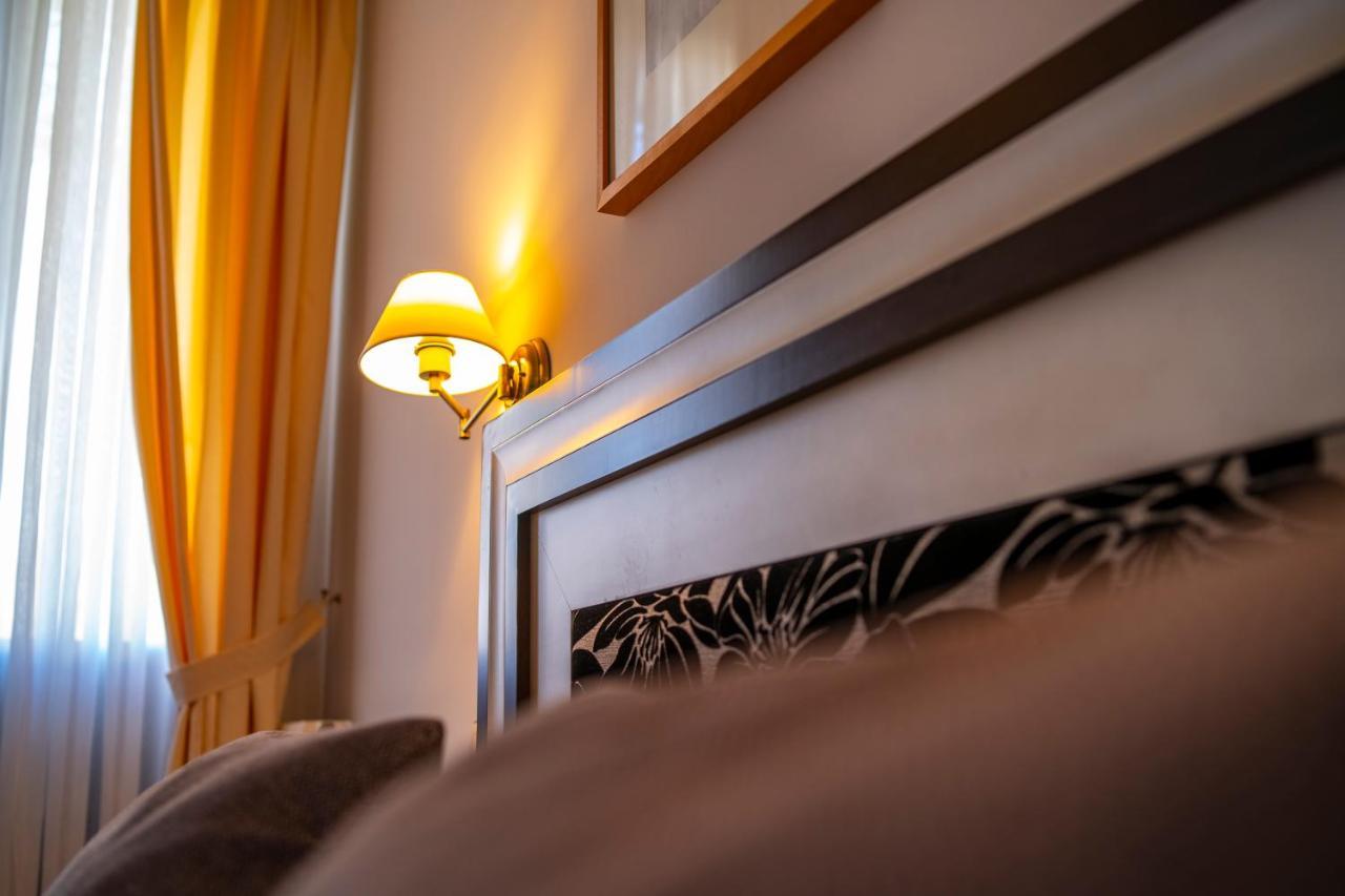 Rua Hotel 4*