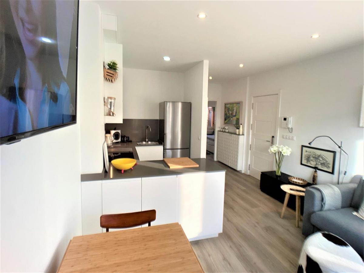 Apartment 4 De Autor