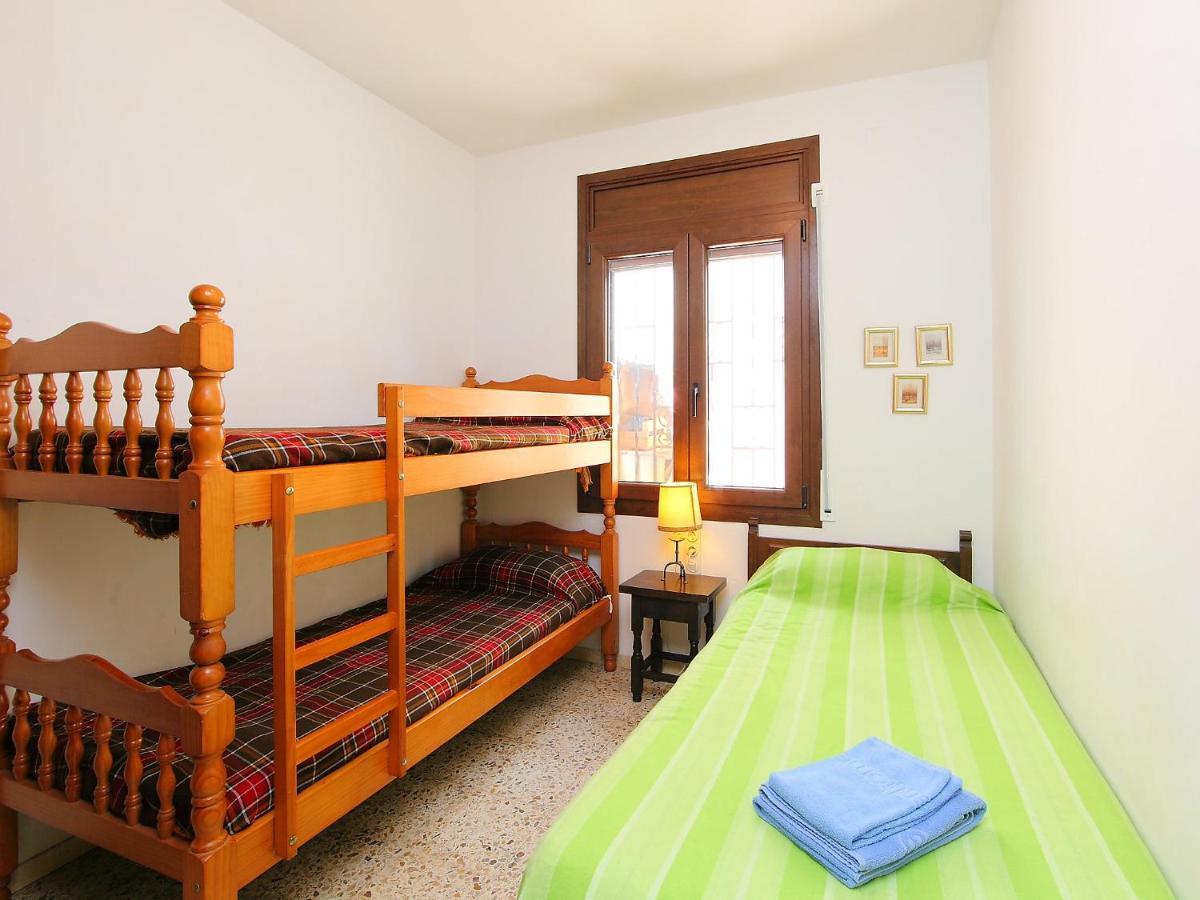 Holiday Falconera 33b Holiday home