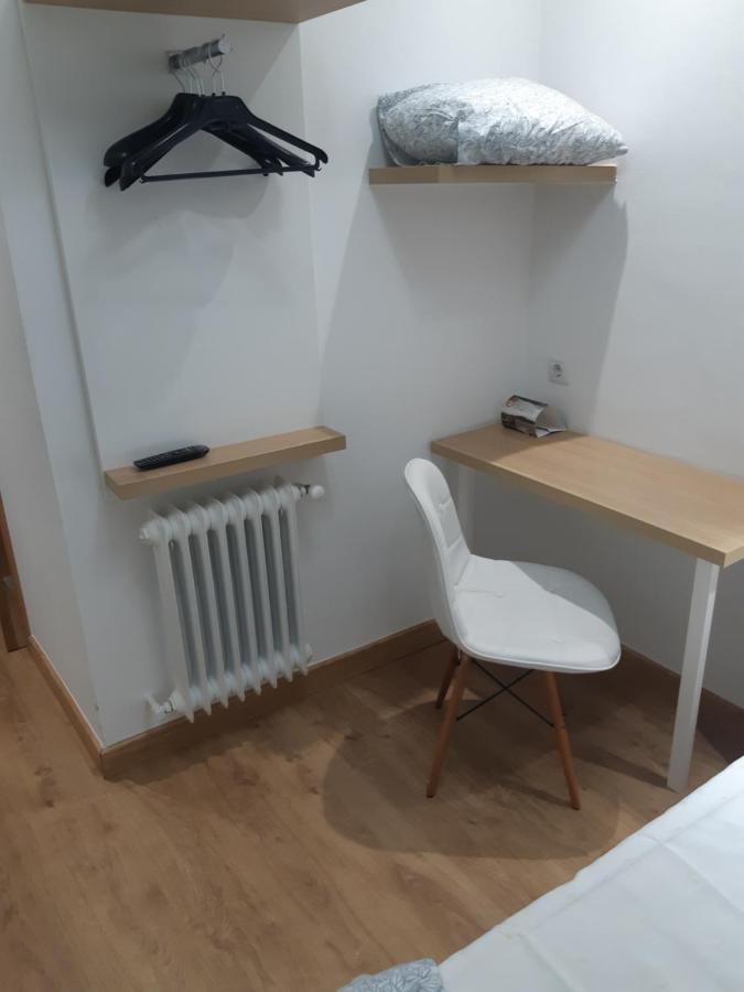 Hostal-restaurante Lugano Pensión