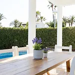 Chalet a 150m de la playa y piscina privada