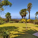 Villa Carioca - With Private Pool, Marvelous Garden And Amazing Ocean View