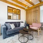 Comfort City Center Studio