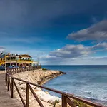 Eluxuria Sunny Villa