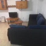 Piso entero en semi sótano con Piscina salína privada