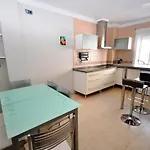 Apartamento céntrico solo familias y parejas
