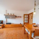 Homeholidaysrentals Adara