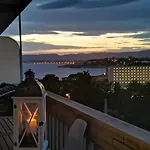 Excellent Sea View, Free Parking, Wifi