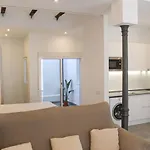 Balaustrada Apartments