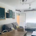 El Pisito De Otelo Junto A La Playa.